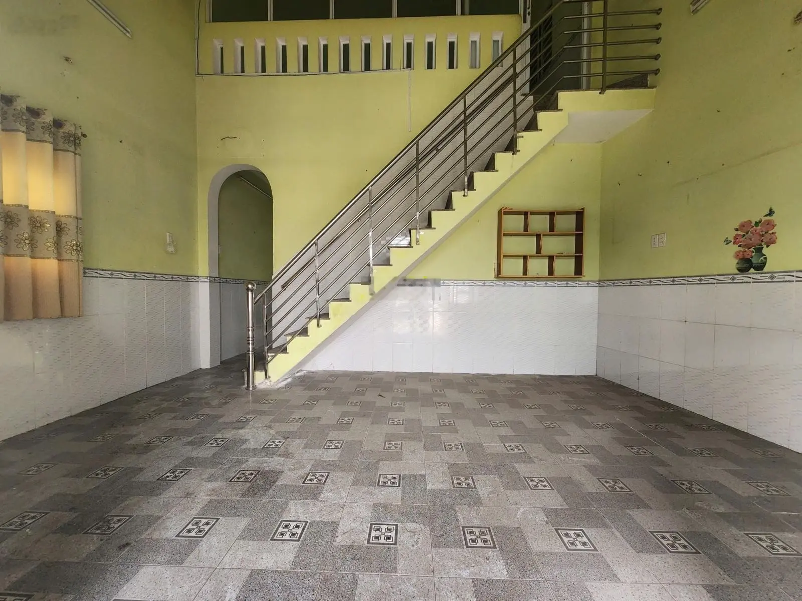 Bán nhà 2 tầng mặt tiền đường Lý Thường Kiệt TT Hóc Môn, 164m2 ngang 4,5m, giá rẻ chỉ 12.9 tỷ TL
