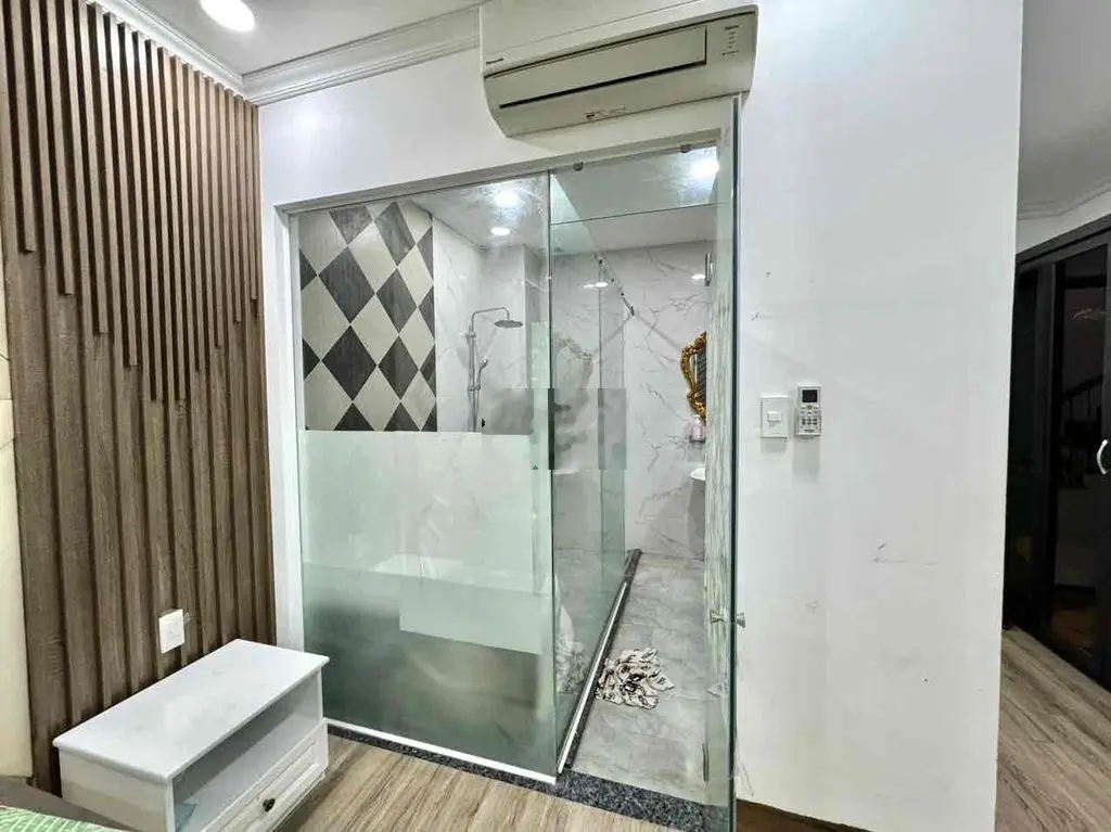 Cần Bán Nhà Mặt Tiền Hùng Vương Gần AEON MALL 90m2 Sổ Hoàn Công 8,8Tỉ