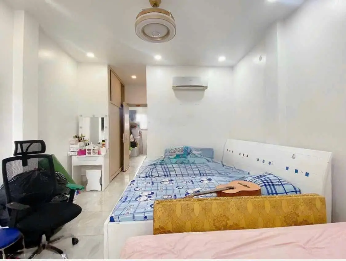 Nhà MT đường số 11m KD Lý Phục Man - 4.5x20 100m2 - 6 tầng có thang máy - full nội thất - chỉ 9.9T