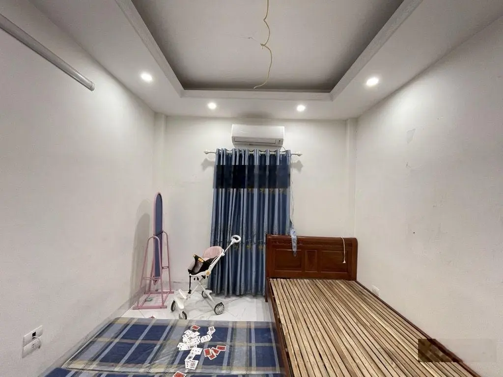 Nhà đẹp khu Đền lừ, Hoàng Mai, 43m2, 5PN, trước nhà rộng 10m, chỉ hơn 6 tỷ