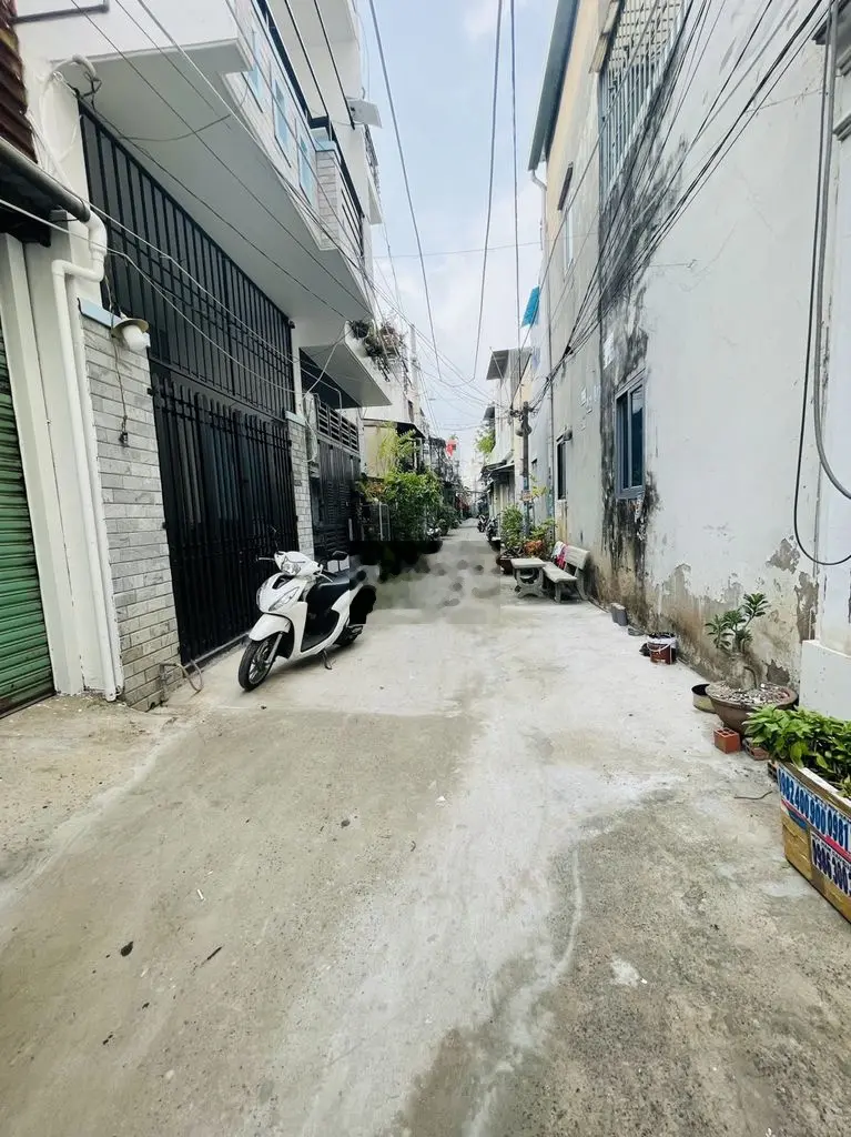 Bán nhà 2 Lầu ngay Hẻm 229, Liên Khu 4-5, Q.Bình Tân. Giá 2Tỷ480 TL