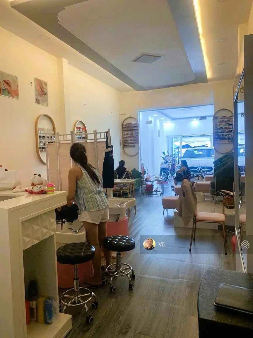 Bán nhà 1 trệt 1 lầu mặt tiền đường Bình Chiểu, gần cầu vượt Gò Dưa, sổ hồng riêng