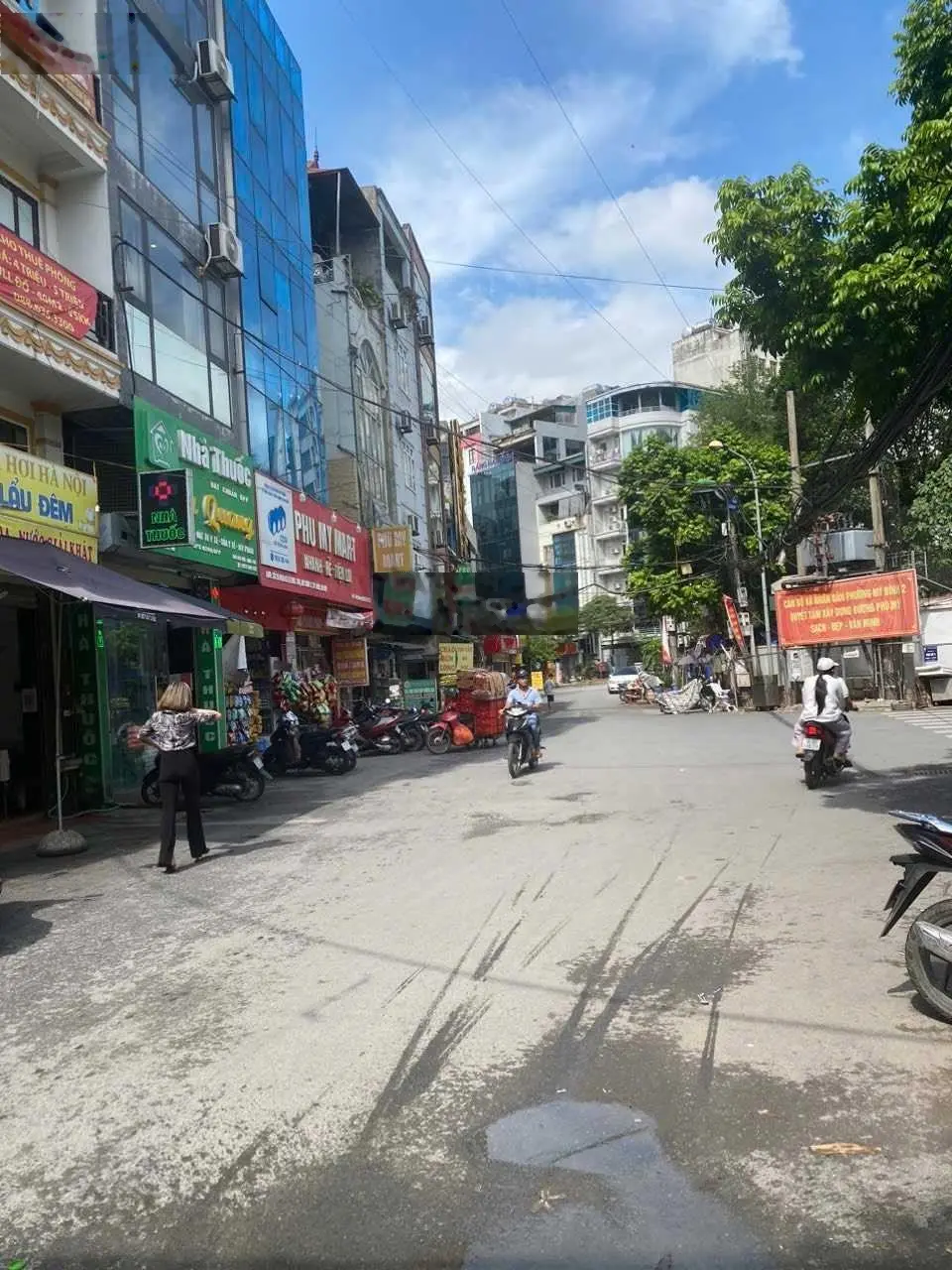 CỰC HIẾM * Đức Thọ 40m2, 5 tầng, MT4,1m - ô tô tránh-Kinh doanh Đỉnh - Giá 7,6 Tỷ