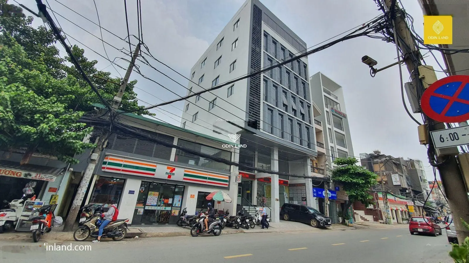 Bán gấp khuôn đất lớn MT Hậu Giang - P. 4 - Tân Bình 9x33m, XD: 7 tầng HĐT: 350tr/tháng, giá 66 tỷ