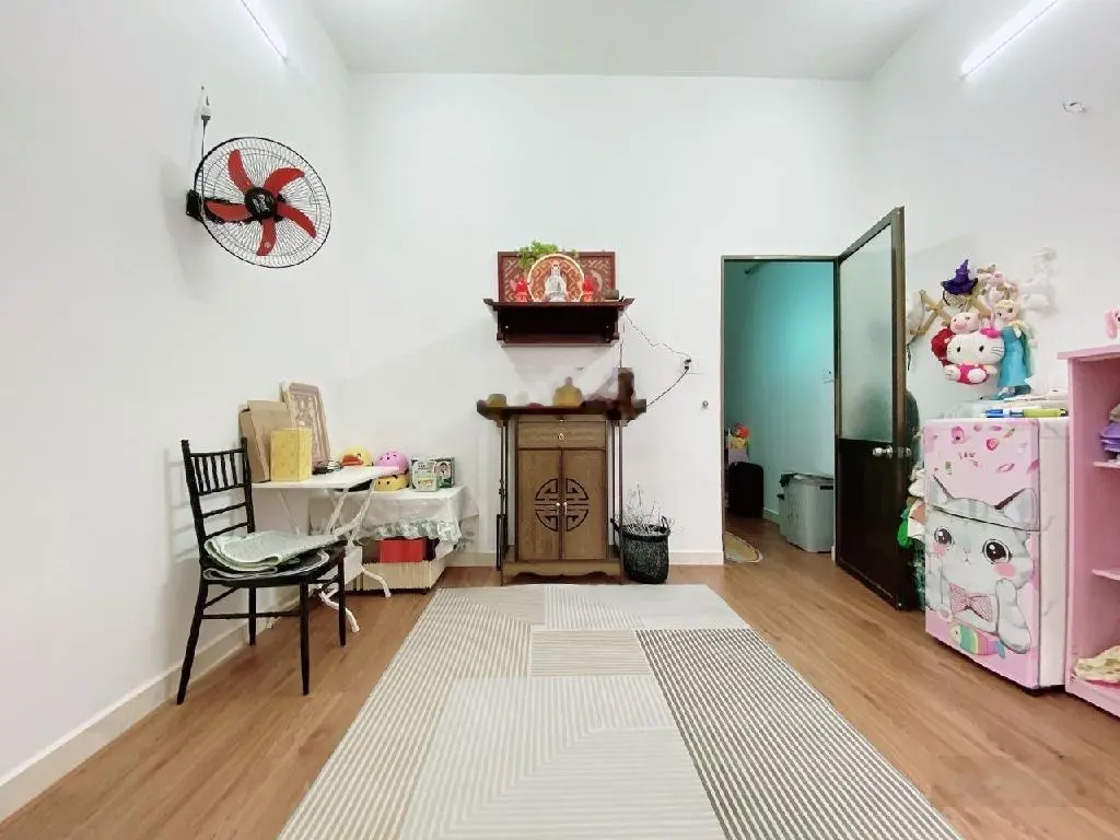 Nhà ngay vạn hạnh mall - 3 tháng 2 - quận 10 - 50m - 3 tầng - 3pn - hoàn công - giá chỉ 8,7 tỷ