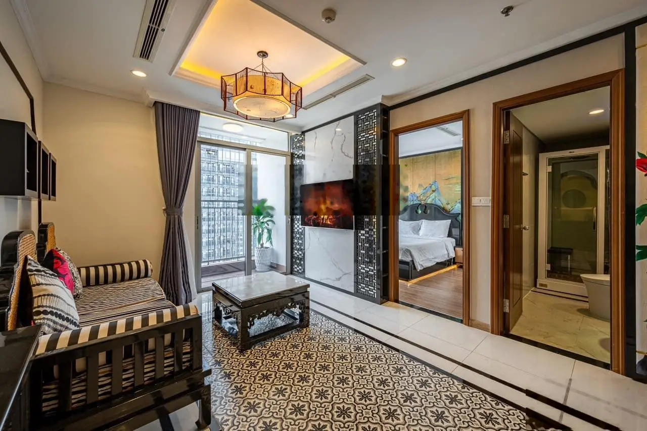 Bán gấp CHCC Sky Center tại trung tâm Q.TB. DT: 76m2,2PN 2WC, full NT. Giá: 3tỷ5. LH: 0961 663 ***