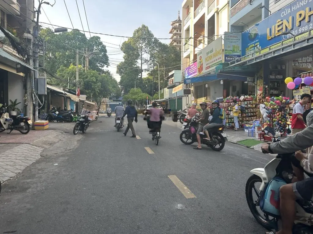 MT Tự Quyết 8x15.4 cấp 4