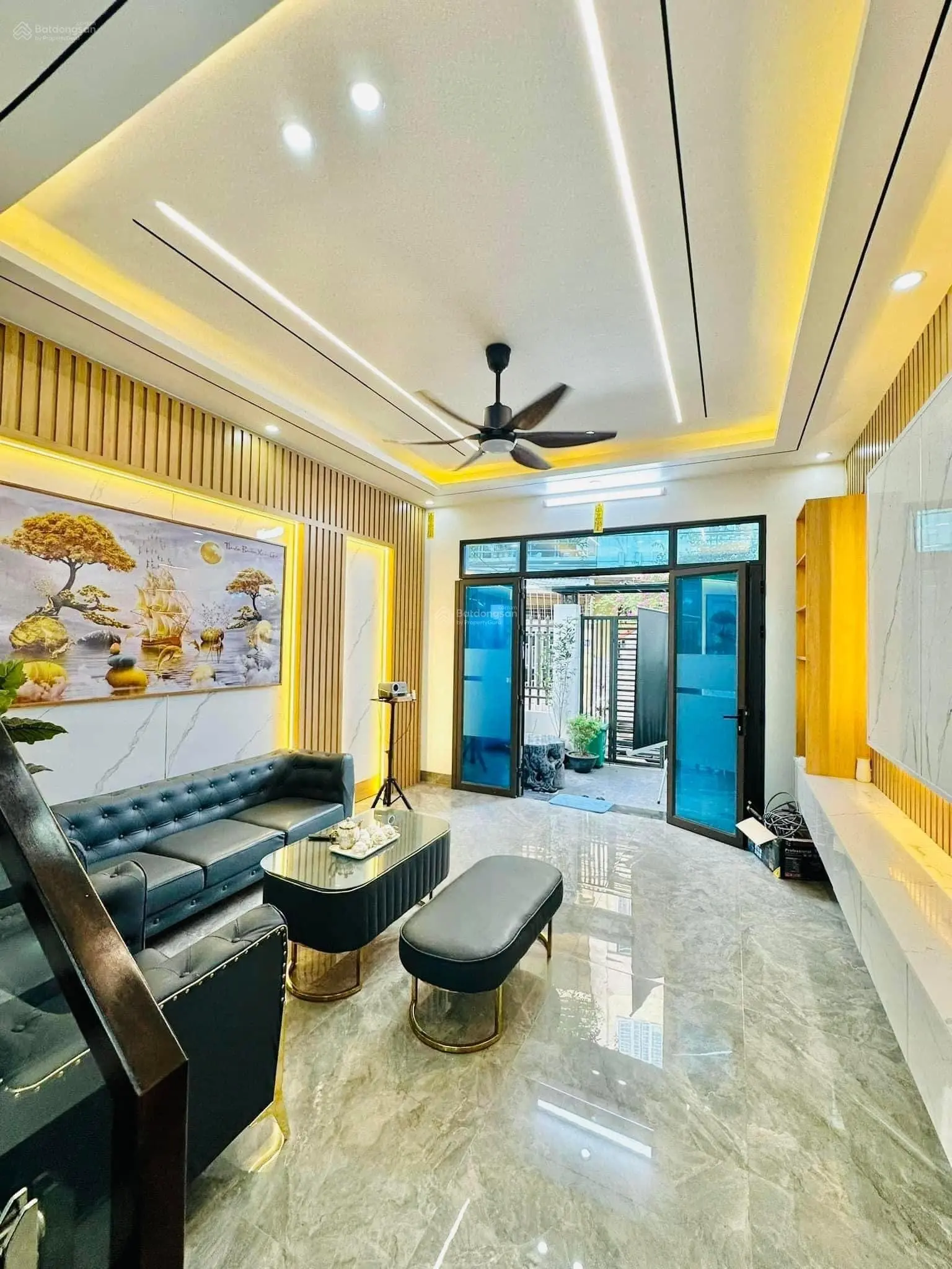 Chào bán căn nhà 3 tầng của ông anh xây tâm huyết - ngõ đường Bái - TP Nam Định