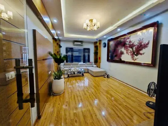 Bán nhà Nguyễn Lương Bằng - DT52m - 5tầng - MT4m - 10tỷ