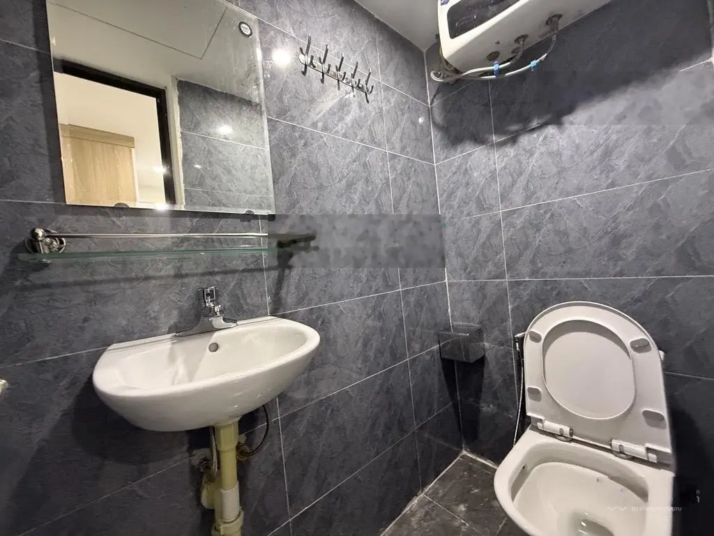 3.9 tỷ tập thể mai dịch tầng 1 -cạnh trường múa -cầu giấy