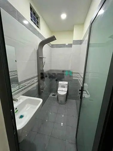 Cần Bán Nhà nguyễn chích 5x14m-hxh-3tầng mới lung linh-chỉ 3.4 tỷ.