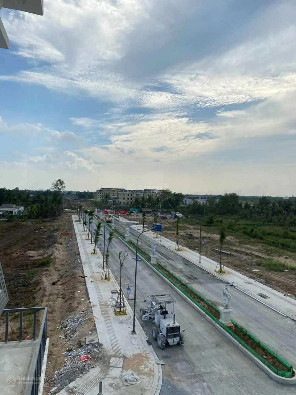 Nền shophouse mặt tiền đường TL 818 cách TTCH Thủ Thừa chỉ 200m, chỉ với 360tr sở hữu ngay