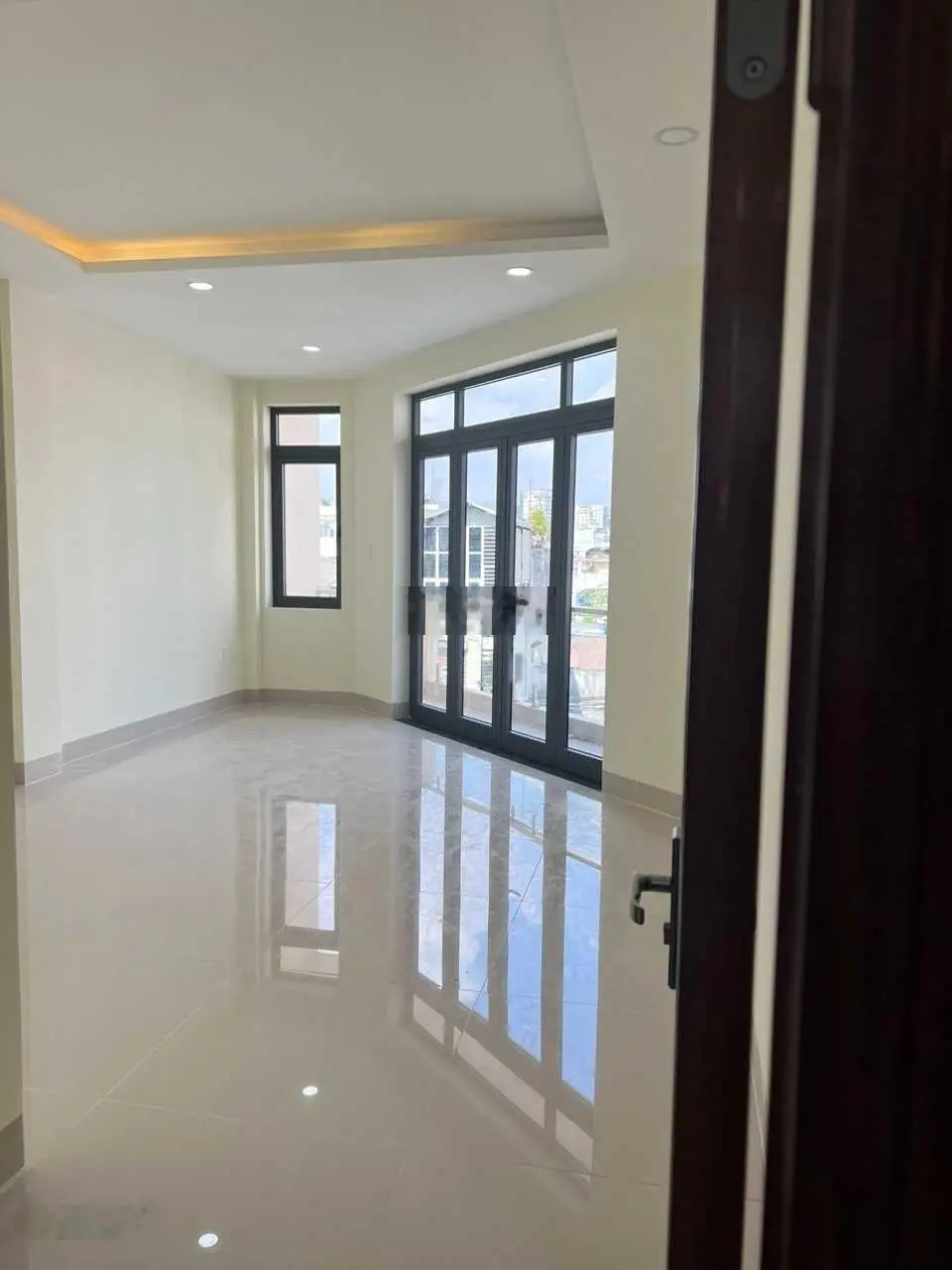 Giảm sâu 12 tỷ bán nhanh tòa nhà building mặt tiền Nam Kỳ Khởi Nghĩa - hầm 8 tầng - giá 38 tỷ