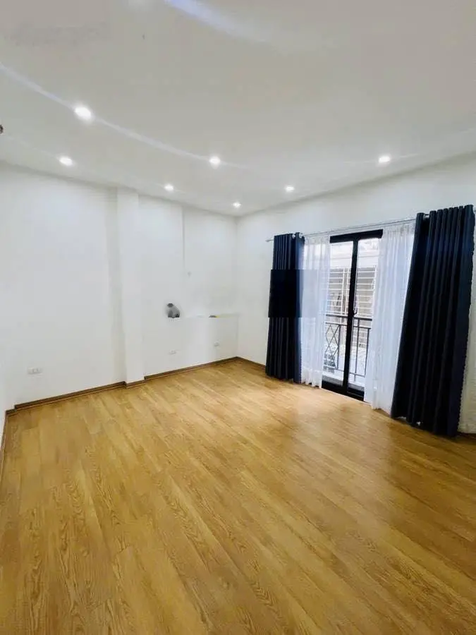 Yên hòa cầu giấy nhà 7 tầng thang máy gần phố ngõ rộng nhà đẹp mới tinh