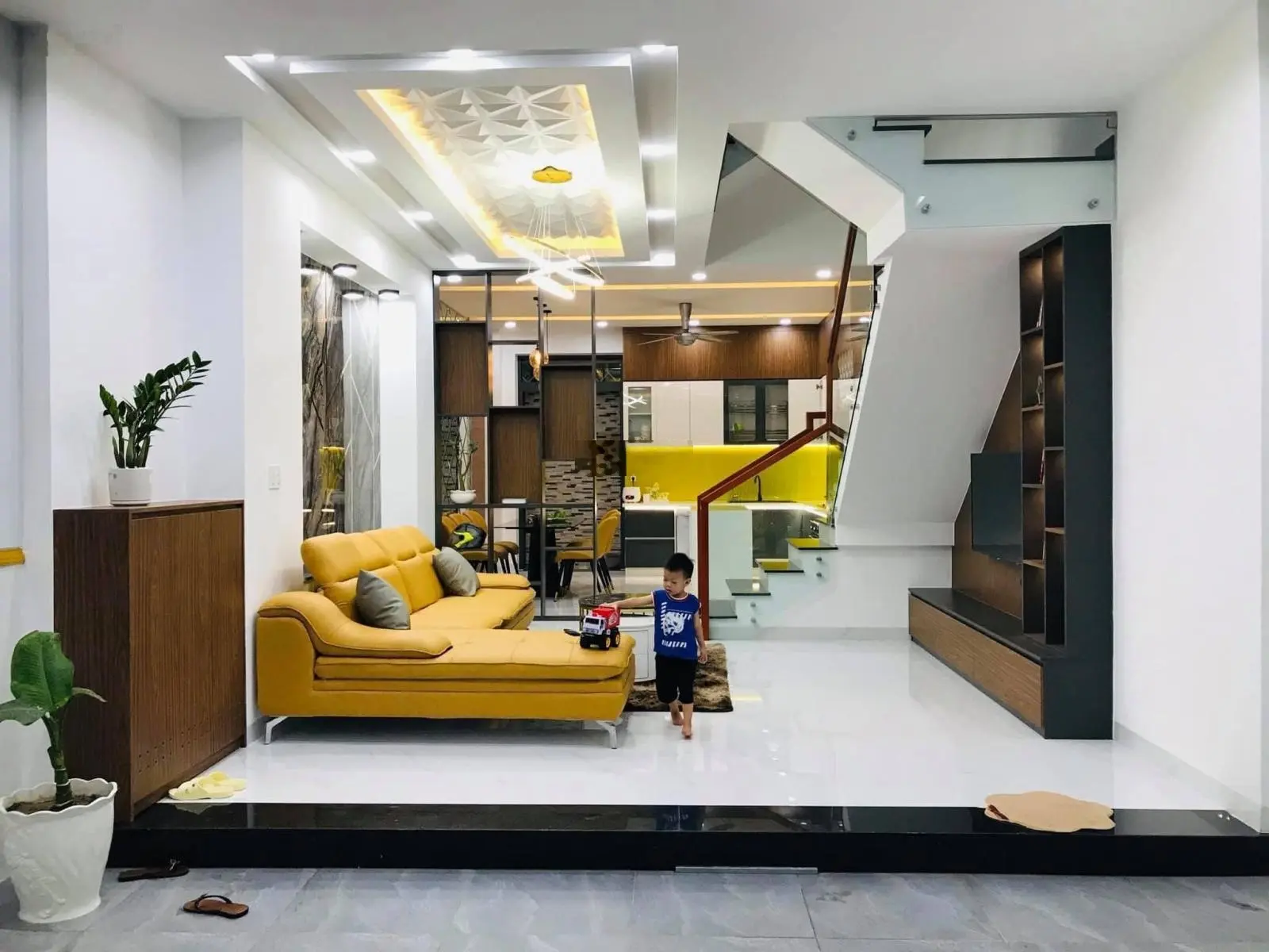 Chính chủ bán gấp nhà Trần Bình Trọng, P5, Bình Thạnh, giá cực chất 54m2. Giá 2,65 tỷ
