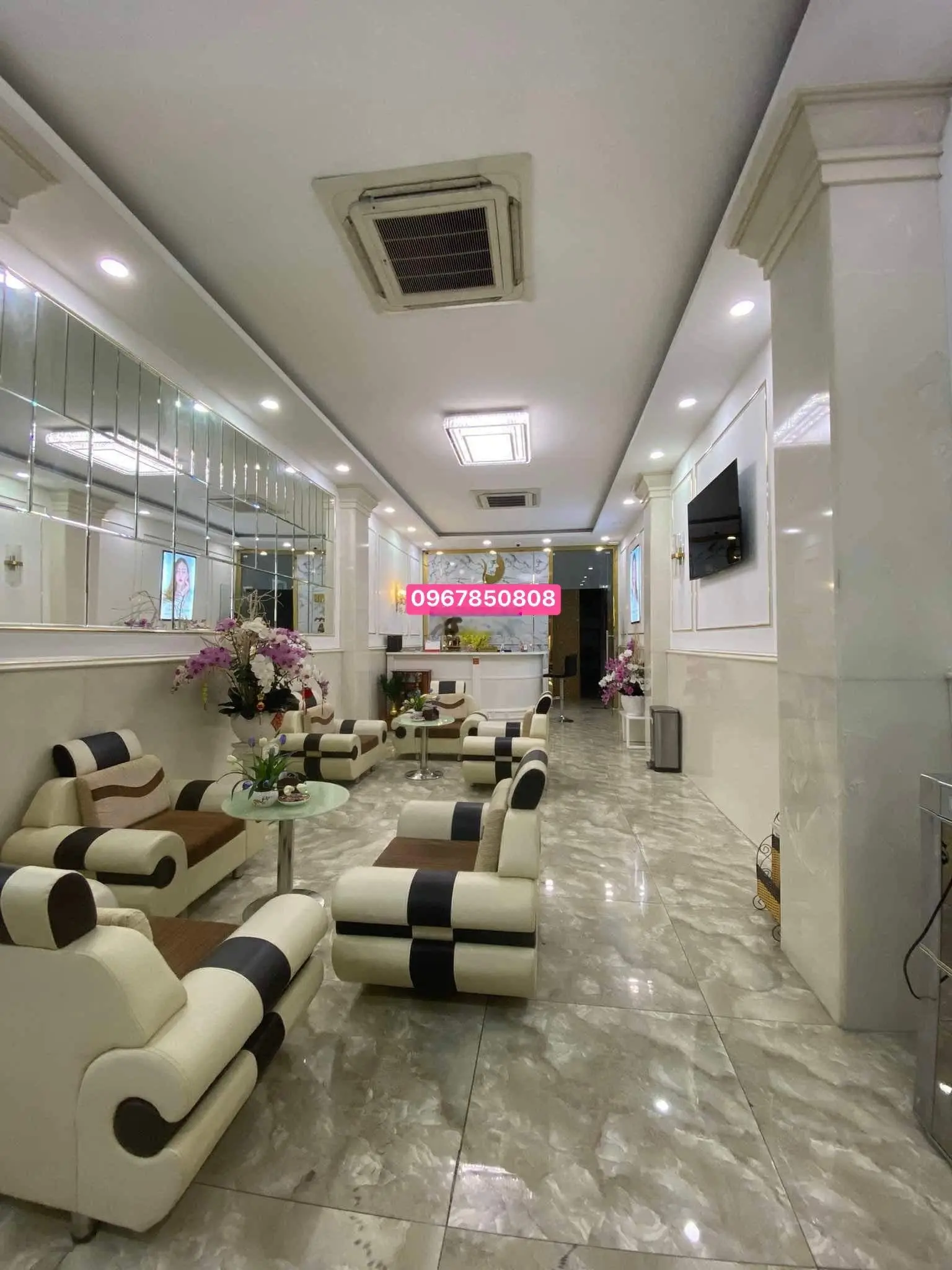 *Mặt Tiền CMT8_Tô Hiến Thành* 7 tầng - thang máy
