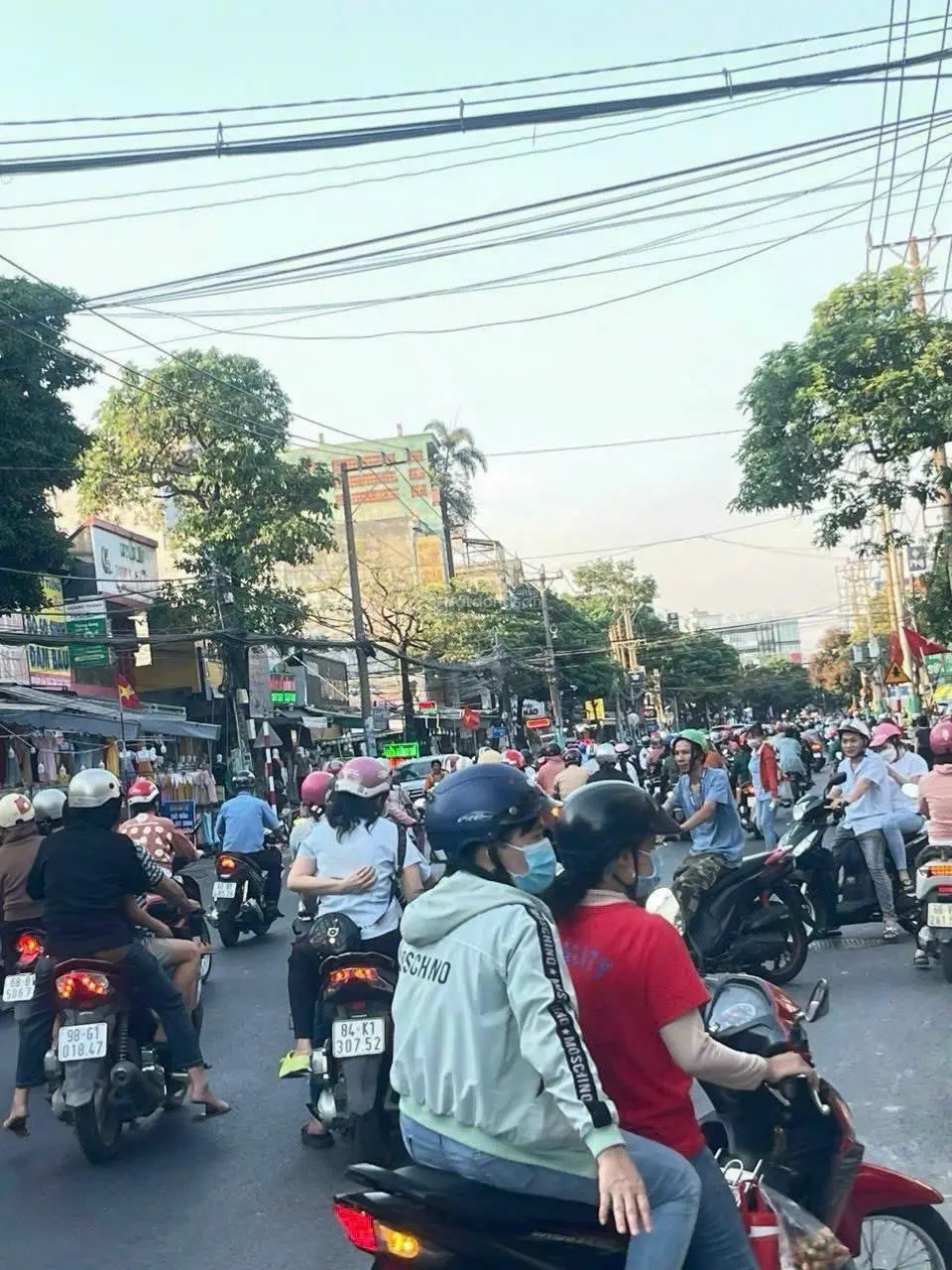 Bán mặt bằng kinh doanh đắc địa đường Nguyễn Trãi. Cung đường buôn bán KD sầm uất bậc nhất Dĩ An