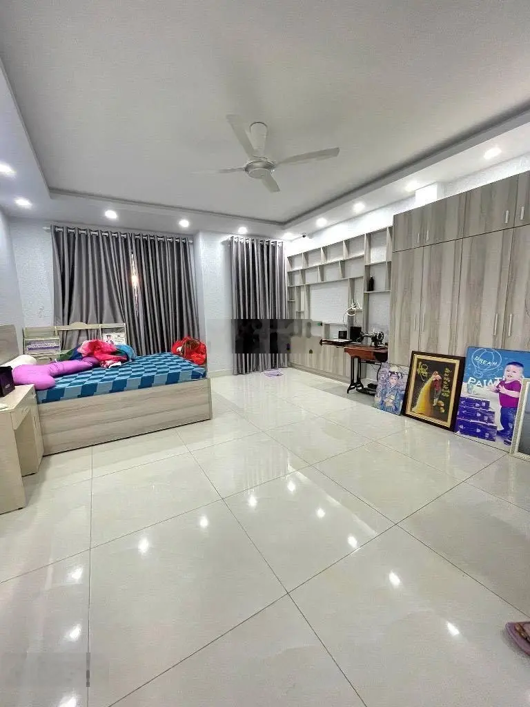 Mặt tiền kinh doanh khu Tên Lửa - giáp Q6 - 5*18 - 4 tầng - 4PN - giá 16.9 tỷ TL