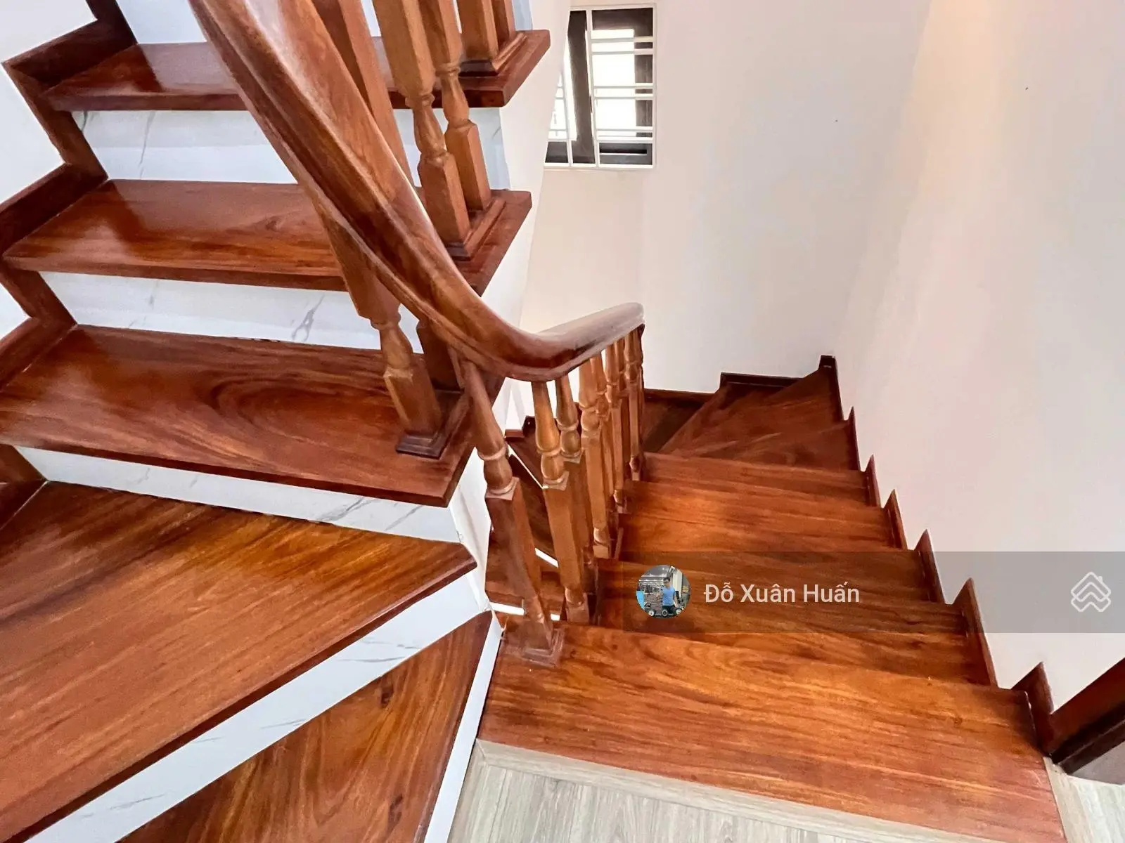 Chính chủ bán nhà Ngọc Hà cạnh bên Lăng Bác, 40m2 5 tầng lô góc mới đẹp long lanh, full nội thất