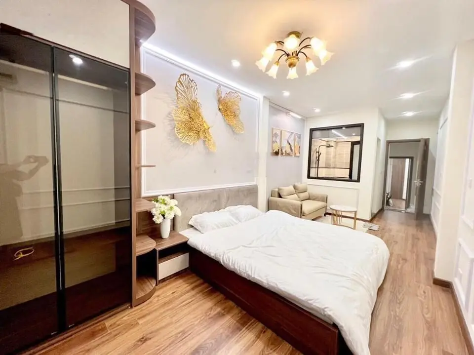Bán nhà Giáp Bát Hoàng Mai Hà Nội DT 29m2x6T giá hơn 4 tỷ
