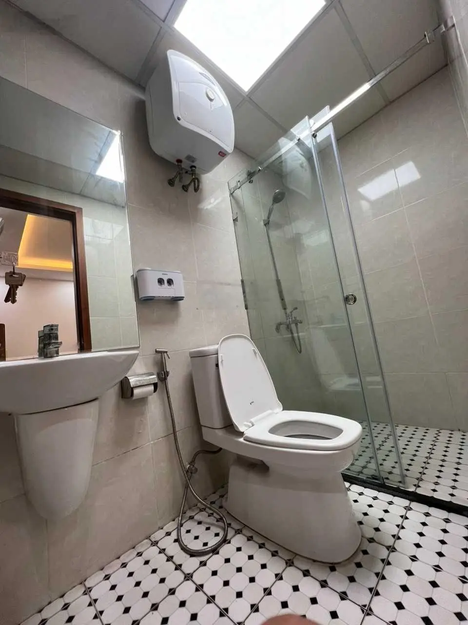 Bán gấp CH 66m2 2PN giá 4.15 tỷ, tòa B2 A14 Nam Trung Yên, Yên Hòa, Cầu Giấy
