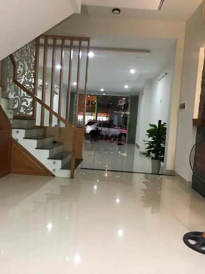 Bán nhà 4 Tầng mới đẹp MT ĐIỆN BIÊN PHỦ _ 100m2