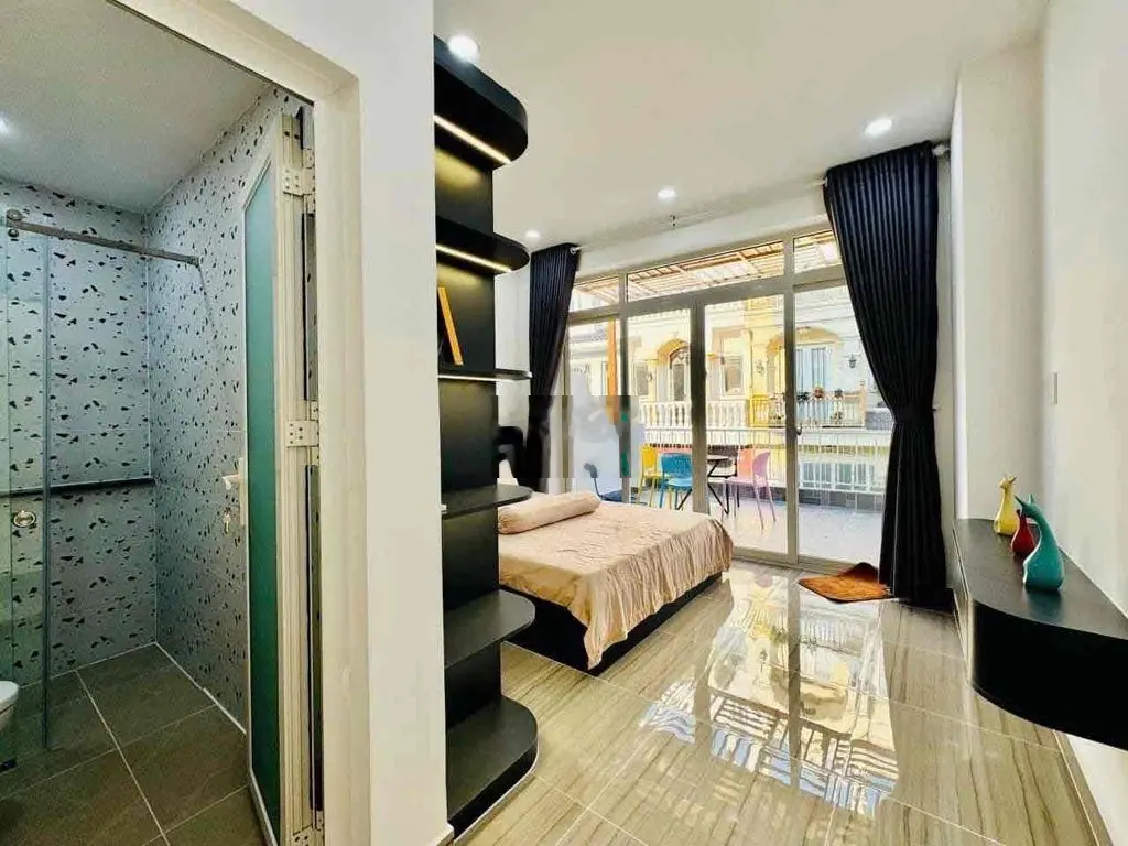 CHÍNH CHỦ CẦN TIỀN BÁN GẤP CĂN NHÀ ĐƯỜNG LÝ THÁI TỔ PHƯỜNG 10 QUẬN 10
