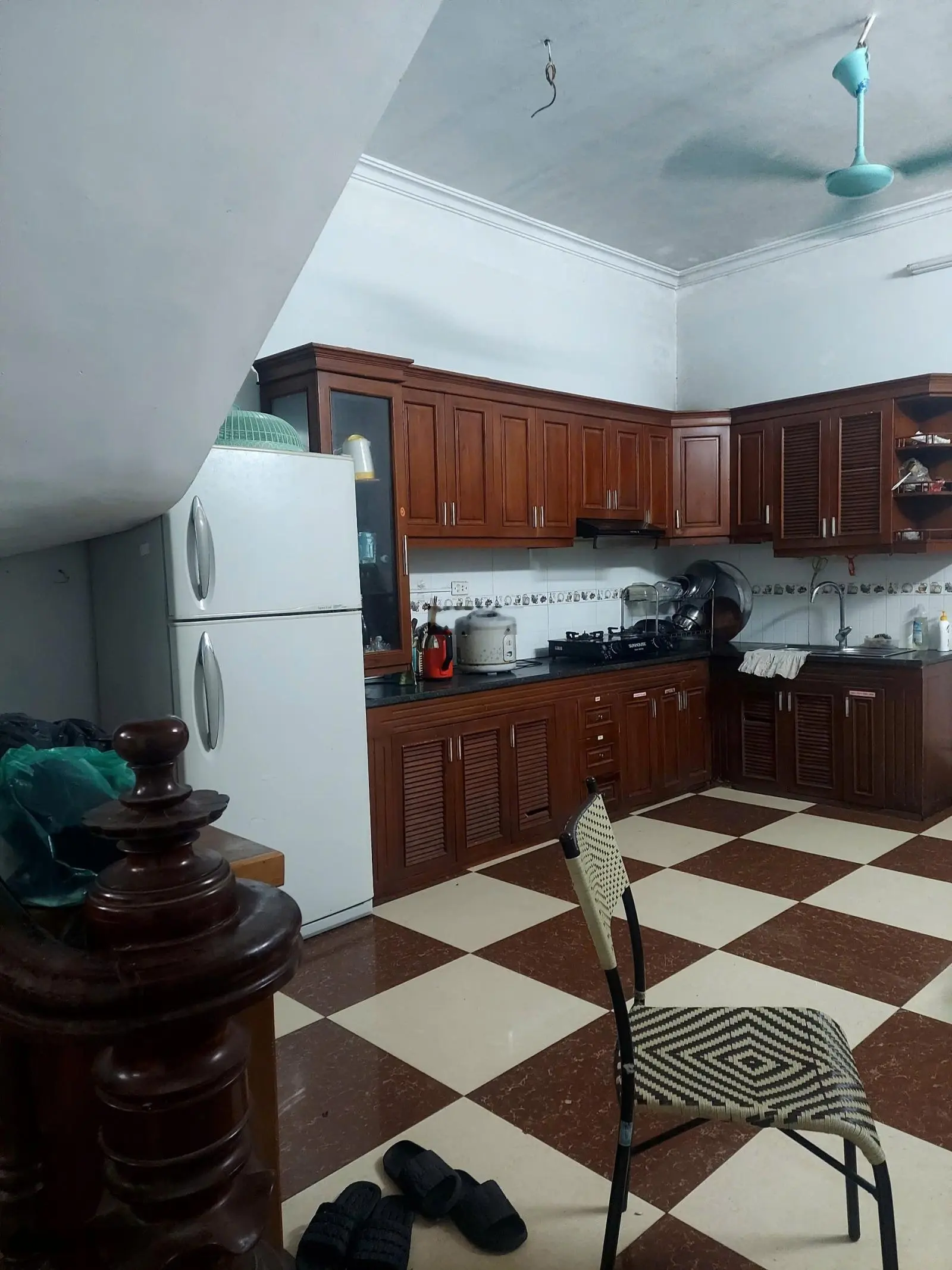 Chính chủ bán nhà An dương Vương gần cầu Nhật Tân view Sông Hồng. 73m x 4 tầng 4 ngủ 3 thoáng