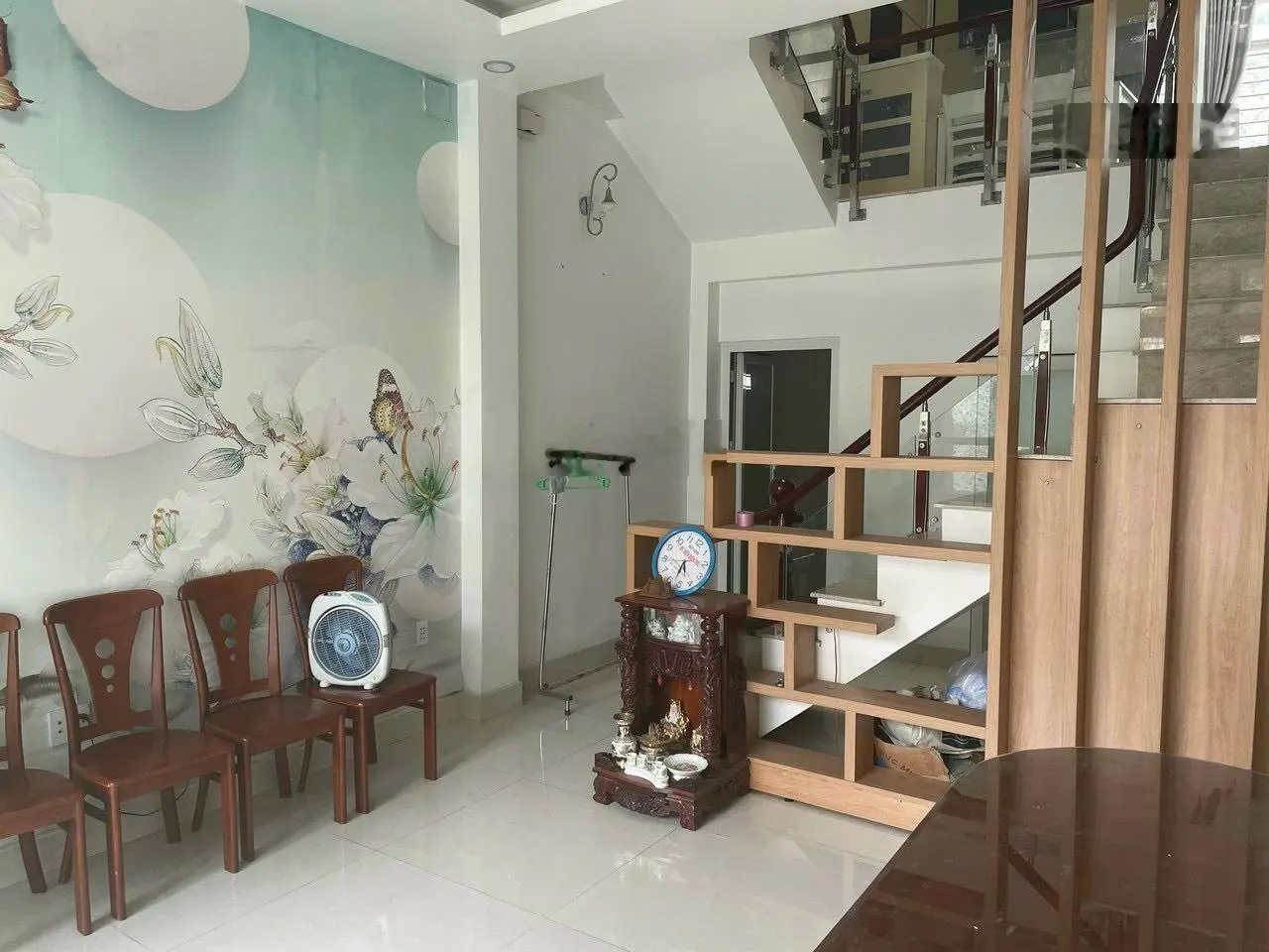 Chính chủ gửi bán căn nhà Mt đường 28 ra lê văn thịnh phường cát lái. Q2. Tp thủ Đức