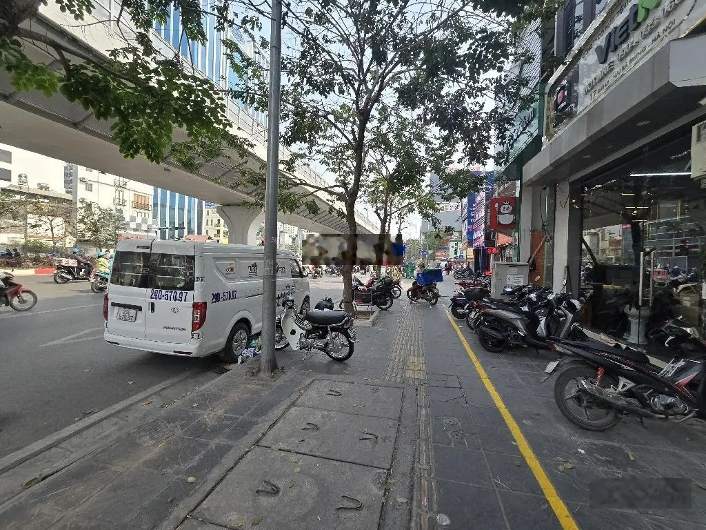Lô góc Mặt Phố Đại La, HBT, vỉa hè đá bóng, KD đỉnh sầm uất, xây tòa VP cực đẹp, 99m,C4, giá hợp lý