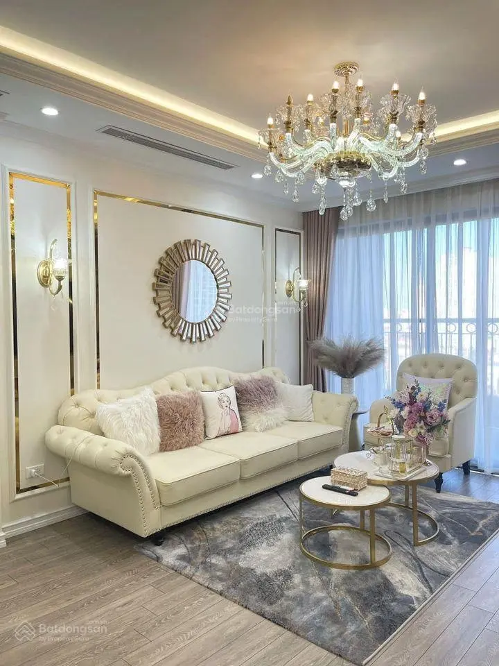 Chính chủ bán căn hộ tại Bohemia Lê Văn Thiêm 135m2 căn góc 3Pn , tầng trung giá tốt LH: 0987 362 ***