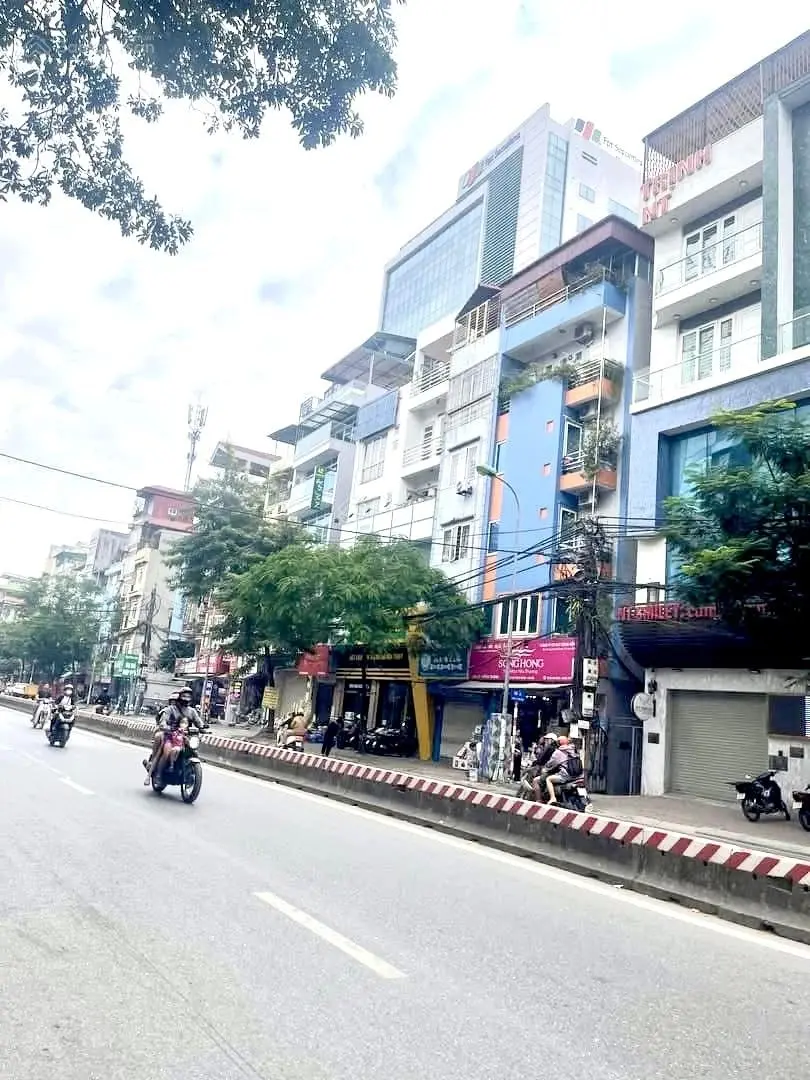 Chuẩn 200%! Mặt phố Lạc Long Quân 55m2, 7T thang máy - kinh doanh bất chấp, vỉa hè đá bóng, sổ đẹp