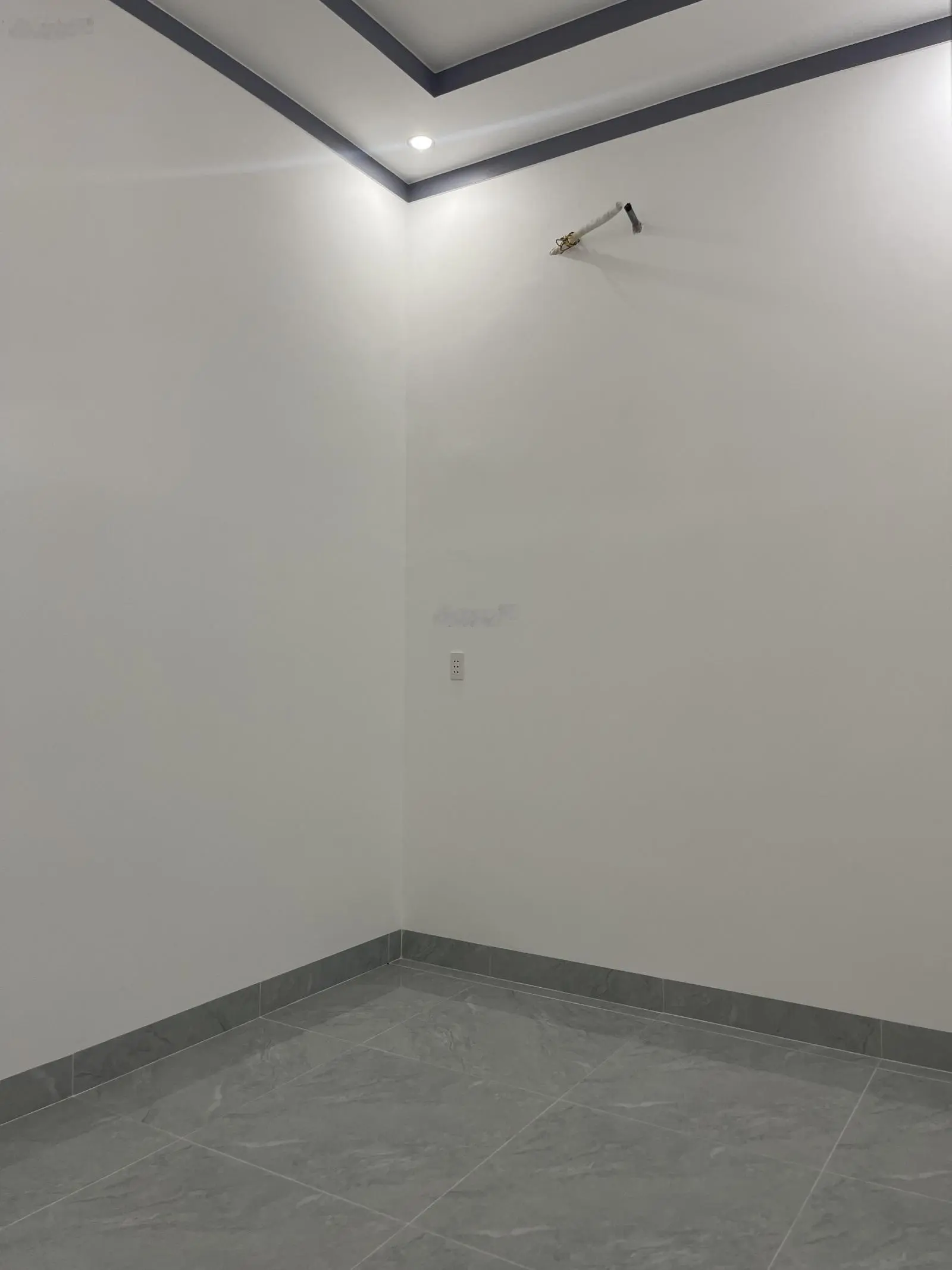 Bán nhà 1 trệt 1 lầu P. Định Hoà, Tp. Thủ Dầu Một mặt tiền Đx065. Giá 3Ty250