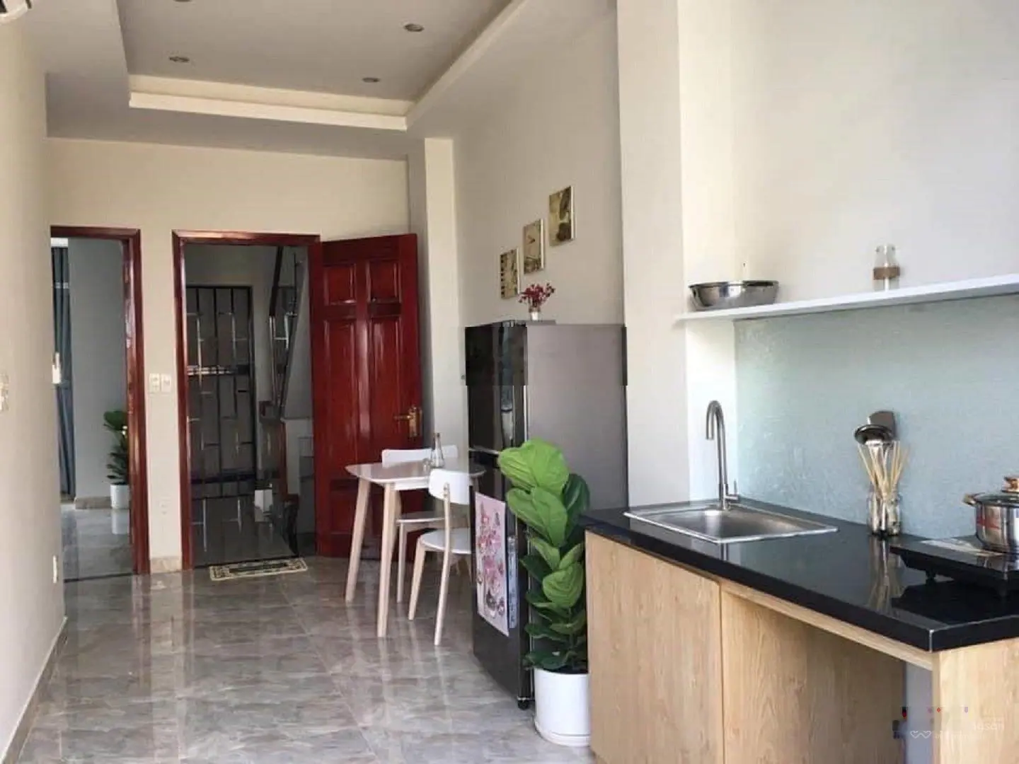 Bán gấp nhà căn góc 2 mặt tiền Trần Hữu Trang, thông Nguyễn Văn Trỗi, 6mx12m, HĐ thuê 40tr/tháng