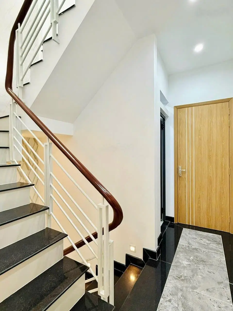 Nhà đẹp xách vali vào ở ngay đường thống nhất p 16 gò vấp chỉ 6tỷ25