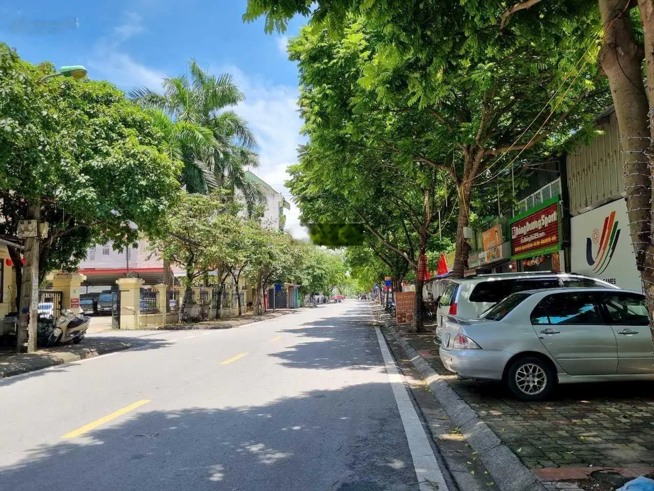 Bán gấp 65m2 đất trung tâm Ngũ Hiệp, Thanh Trì, mặt ngõ kinh doanh sầm uất, ô tô tránh, giá đầu tư