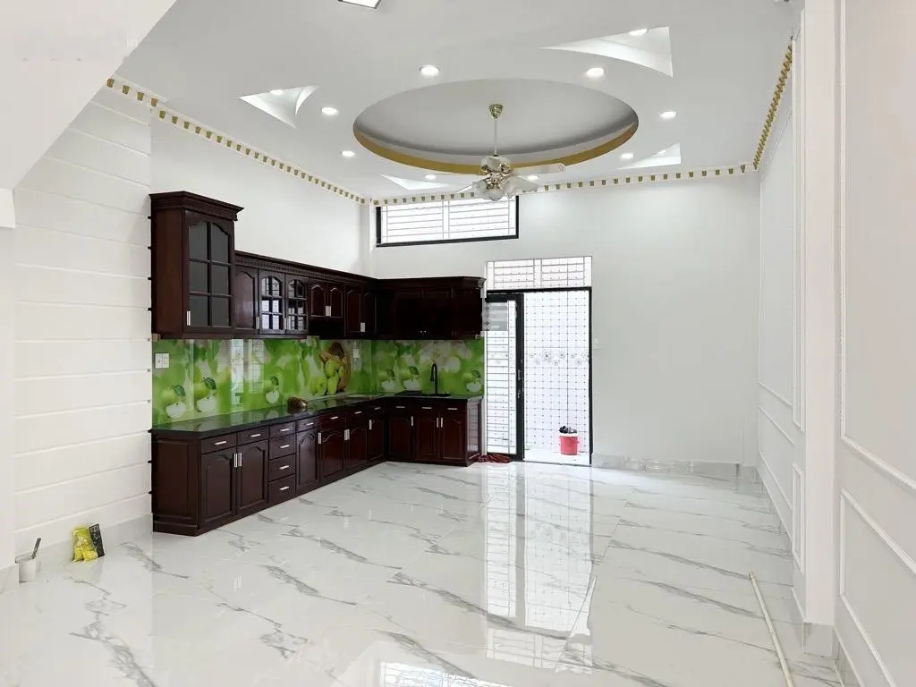 Bán nhà 5 tầng HXH đường Thạch Lam, 82m2, nhỉnh 7tỷ (còn bớt)