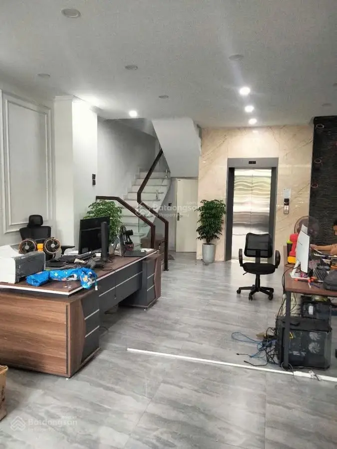 Siêu phẩm Phúc Lợi Long Biên mặt ngõ to như phố vỉa hè rộng ô tô vào nhà chỉ 21 tỷ