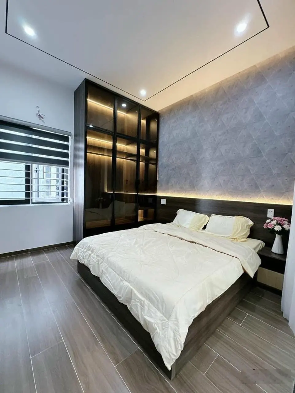 Giỏ hàng ngộp trong tháng 12! Bán nhà Hoàng Dư Khương, Q10 - 63m2. Sổ chính chủ