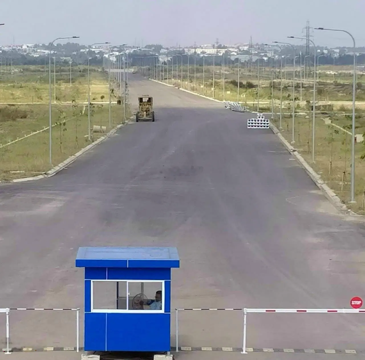 Cần tiền bán nhanh cặp góc D1 khu Đông Bình Dương giá thương lượng