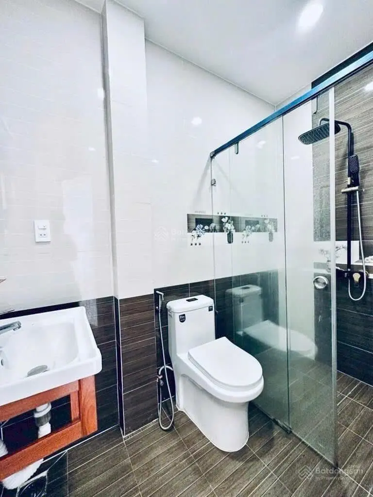 Nhà 71m2 Quốc Hương, Thảo Điền, Q2 - Gần Thảo Điền Pearl. Giá 5 tỷ 480, xây 1 trệt 3 lầu, hẻm ô tô