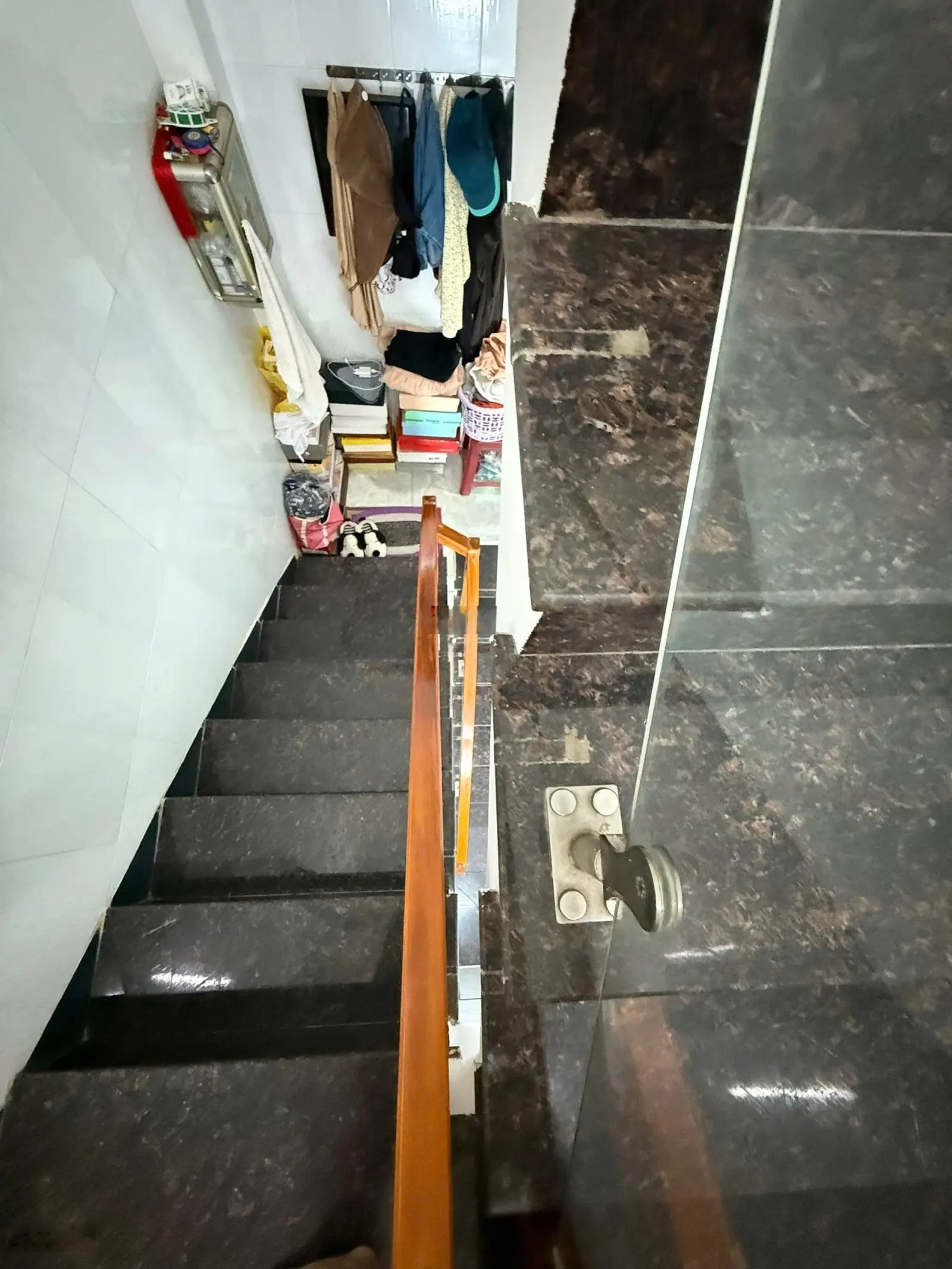 Nhà chủ giữ kì, khu phố an ninh, gần chợ và Uỷ Ban
