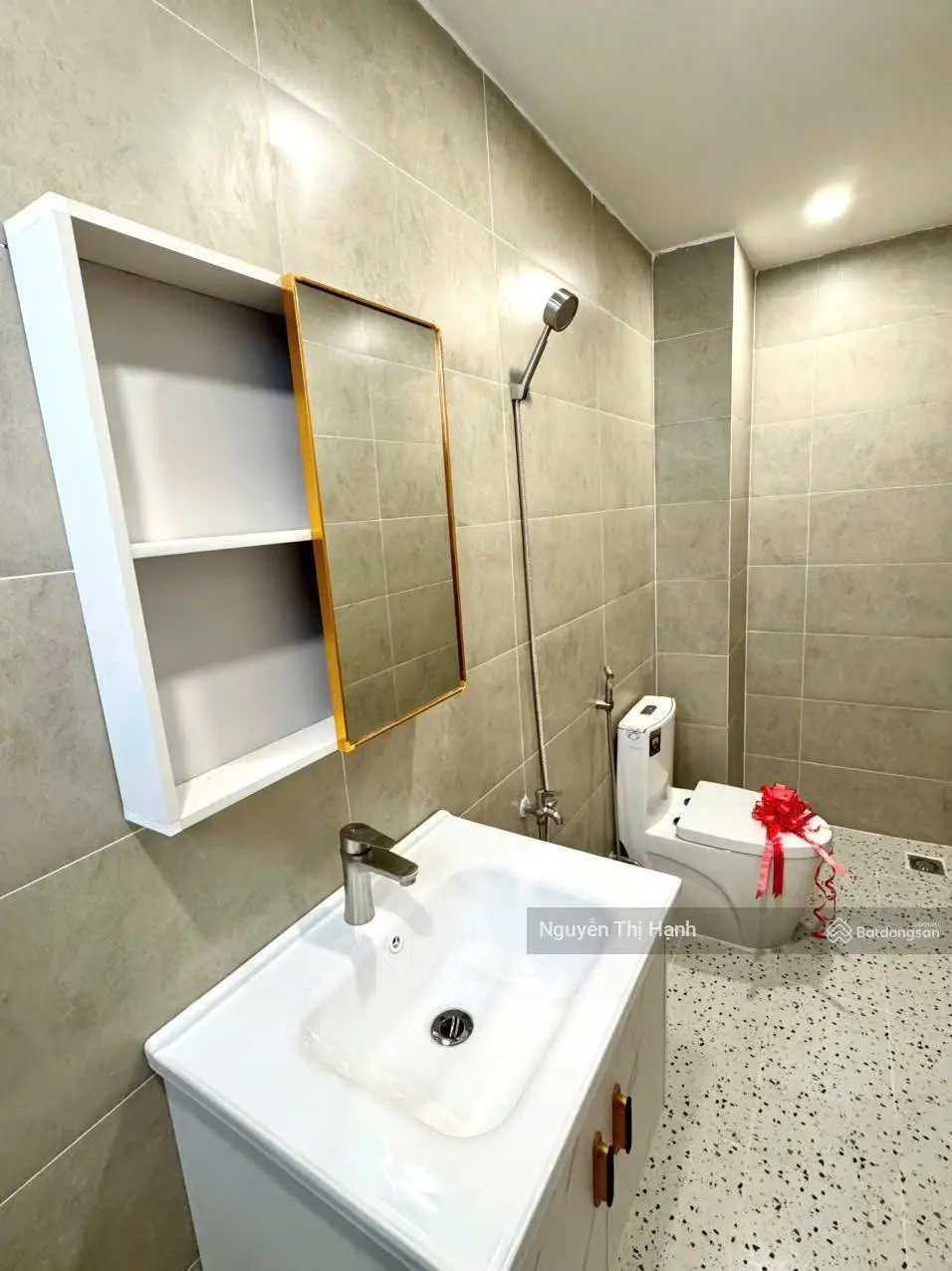 Bán nhà mới 1 trệt, 2 lầu + sân thượng, Phường Hiệp Bình Chánh, TP. Thủ Đức, khu dân cư an ninh