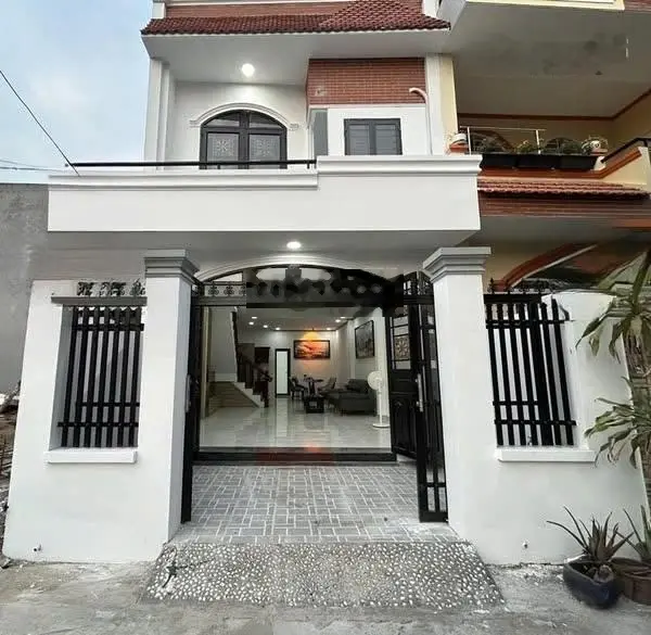 Bán nhà riêng tại Đường 12, Trường Thạnh, Quận 9, giá cực chất 4,5 tỷ, 85m2