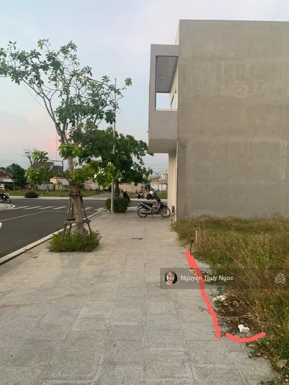 Chính chủ bán gấp lô đất 120m2, Bình Chánh, HCM, cách chợ Bình Chánh 900m, SHR, full thổ