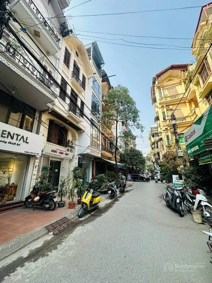 Chính chủ bán nhà riêng tại ngõ 157 Phố Pháo Đài Láng, Đống Đa, Hà Nội, 25 tỷ, 48m2