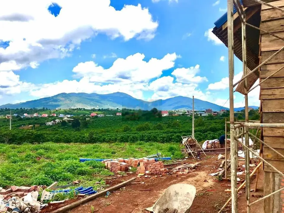 Nhà Mới Xây, 8x30m, Thổ Cư, Cách Chợ Đinh Lạc Di Linh 3km