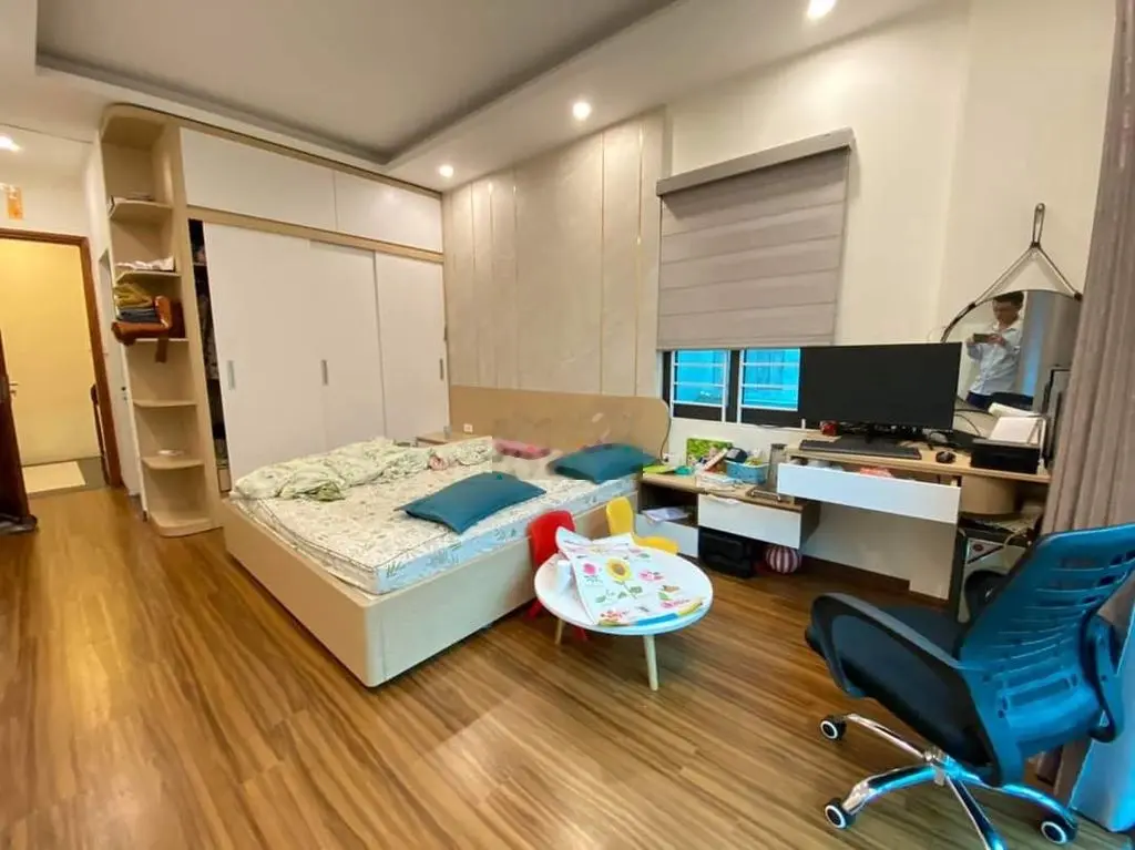 Bán nhà phú diễn, ngõ nông,ô tô qua nhà, lô góc, 57m, 7.9 tỷ