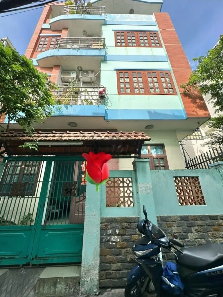 Ngã Tư Phú Nhuận, 73m2, 4 Tầng BTCT, 8PN, HXH, sát mặt tiền, Vuông A4.