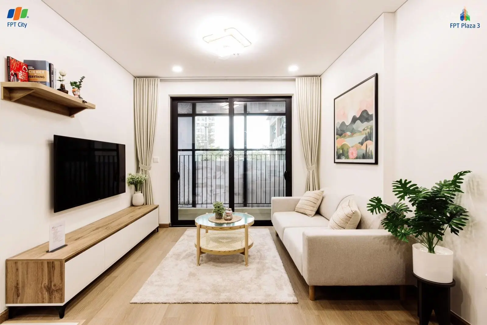 FPT Plaza 3! Căn 2PN tầng cao giá 1,7 tỷ/căn gồm nội thất đẹp. Liên hệ: 0782 140 *** Kim Ngân